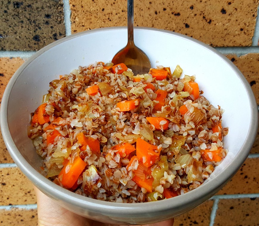 buckwheat with onions carrot