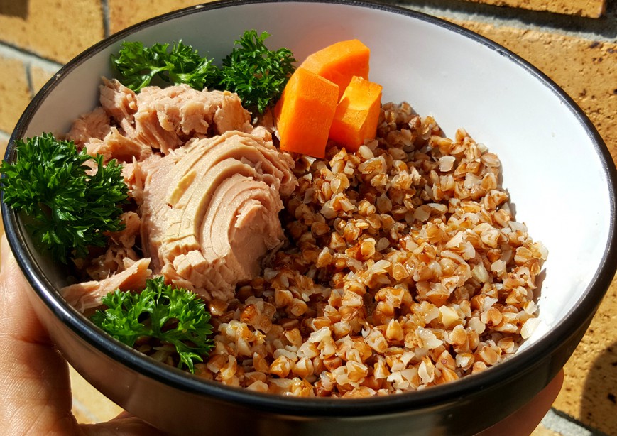 roasted buckwheat with tuna